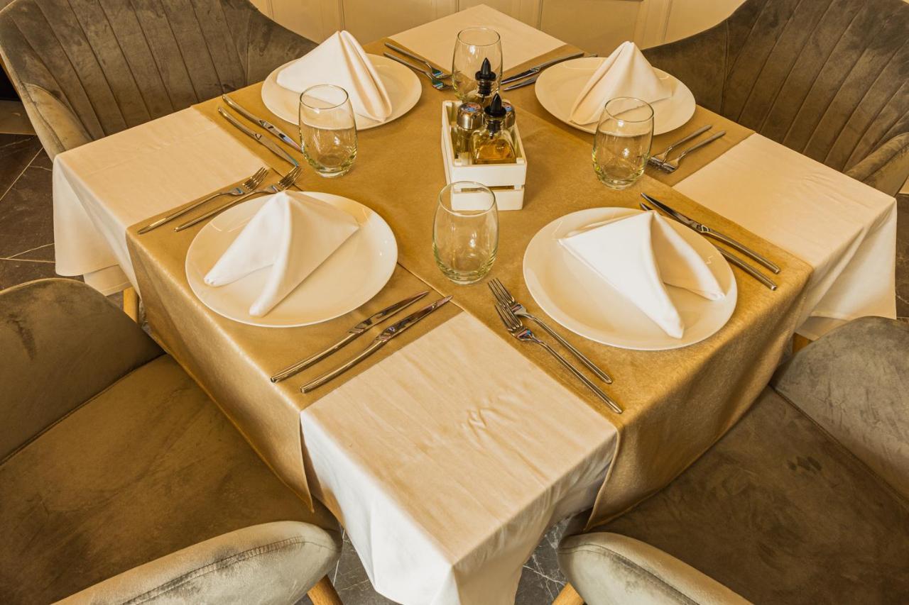 Vemara City Boutique Hotel-Free Parking Varna Exterior photo